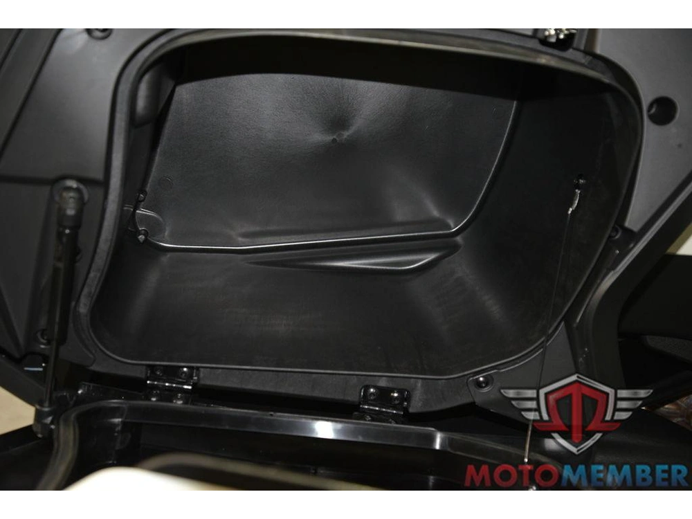 2026 Can-am Spyder Rt Sea-to-sky alt