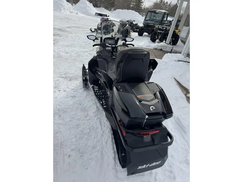2024 BRP Grand Touring LE 900 ACE Turbo R Silent Track II 1.25