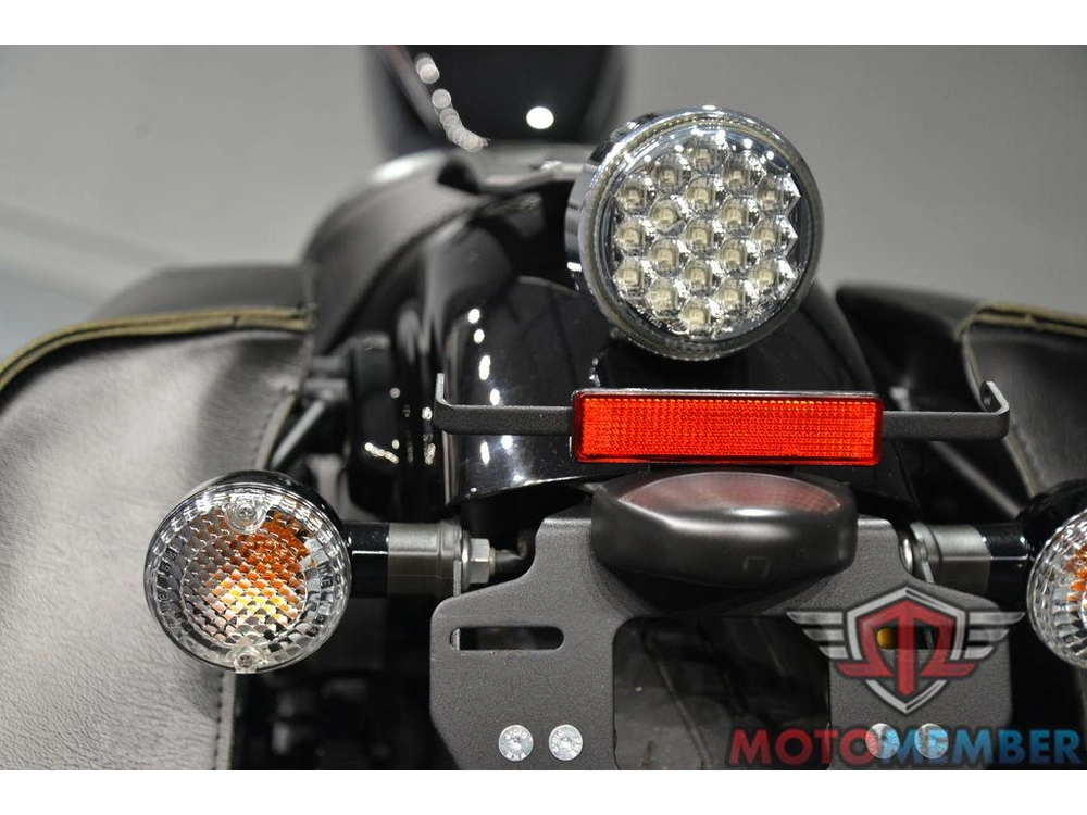 2015 Yamaha Bolt™ R-spec alt