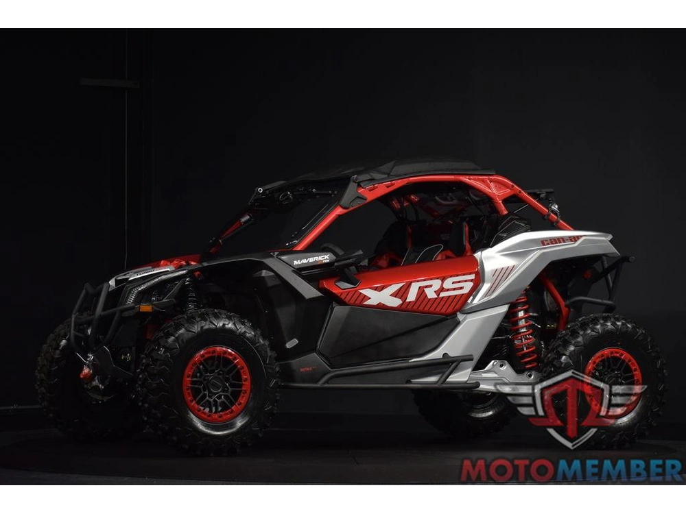 2025 Can-am Maverick X3 Ds Turbo Fiery Red & Hyper Silver alt