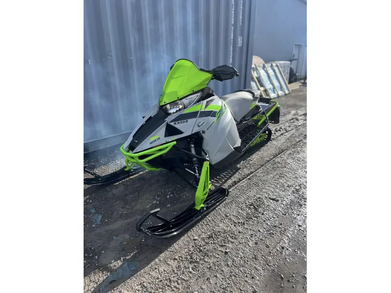 Arctic Cat ZR8000 2018