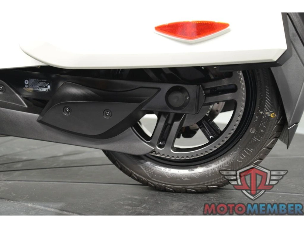 2023 Can-am Spyder F3-t Rotax 1330 Ace alt