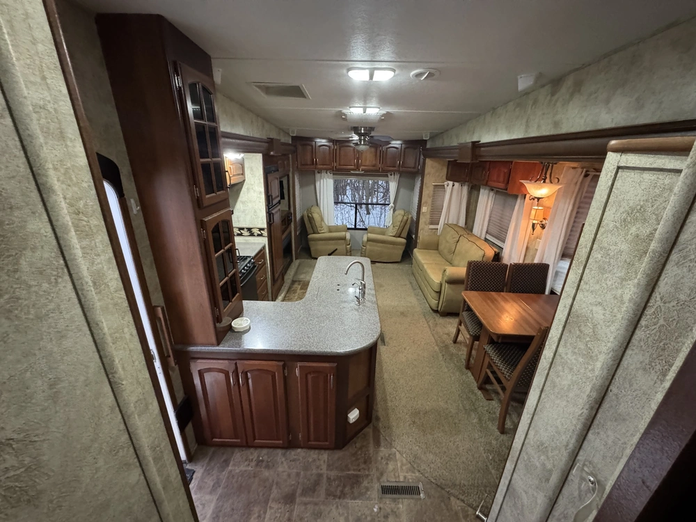 Keystone Rv Avalanche 290rls 2011 alt