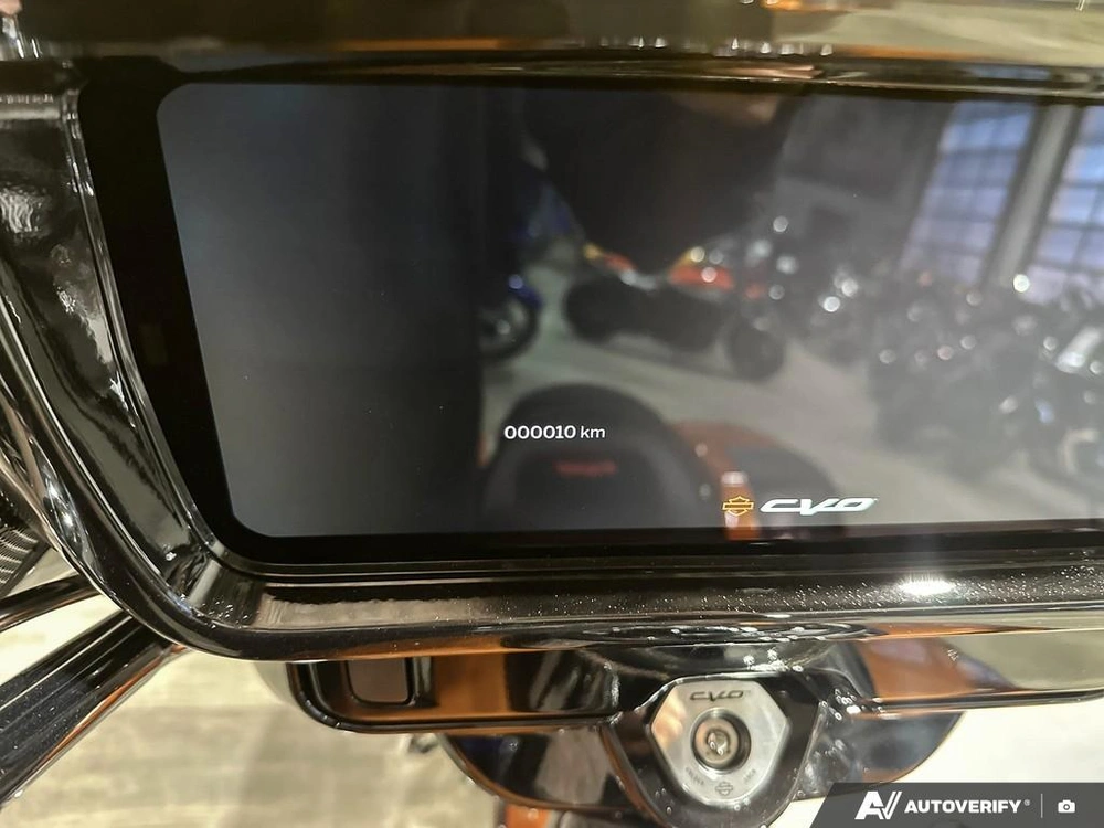 2026 Harley-davidson Cvo Street Glide alt