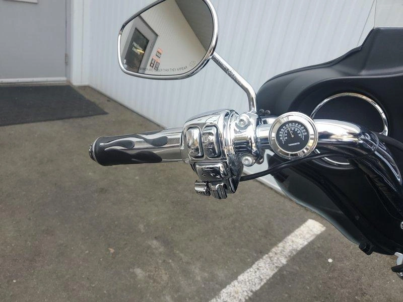 2011 Harley-davidson Flhtcu - Electra Glide® Ultra Classic® alt