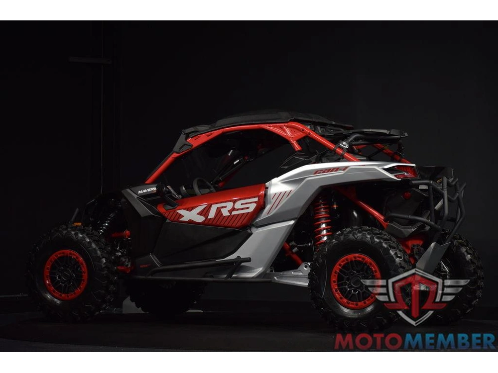 2025 Can-am Maverick X3 Ds Turbo Fiery Red & Hyper Silver alt