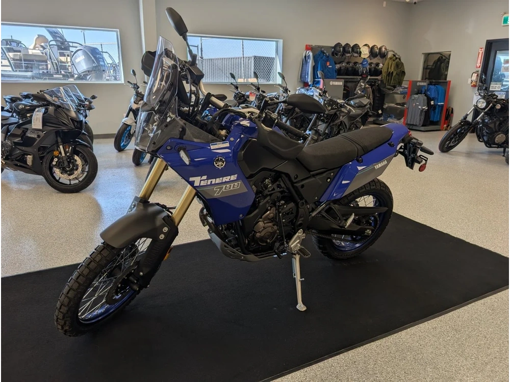 2024 Yamaha 700 alt