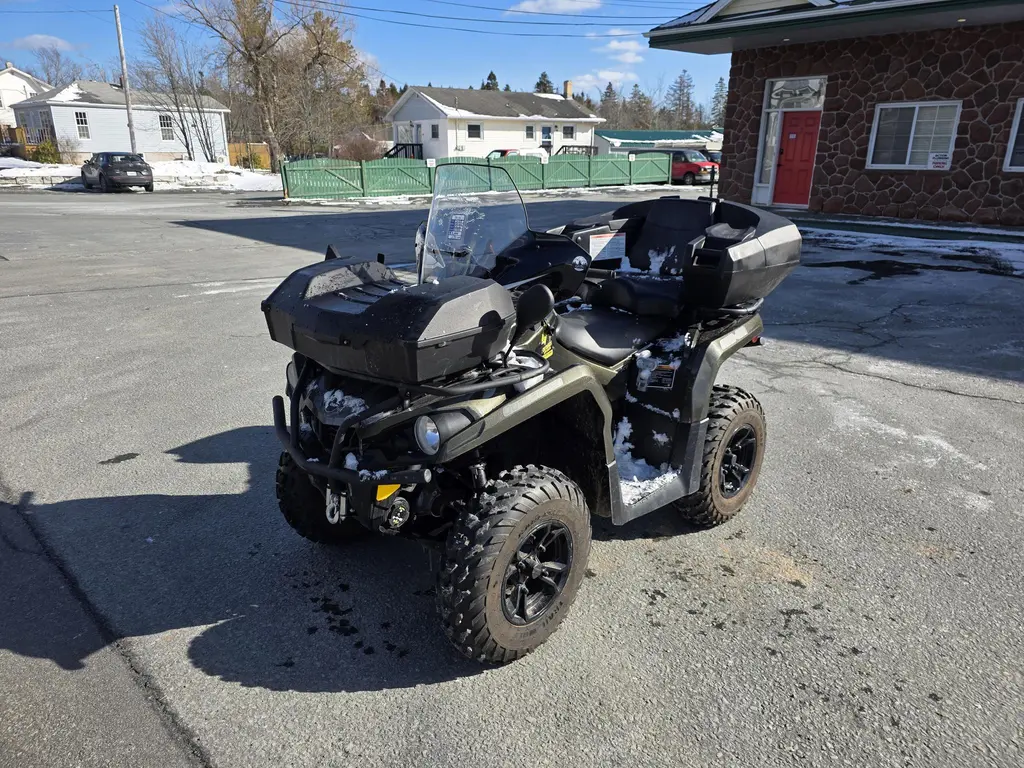 2022 Can-Am OUTLANDER XT 570