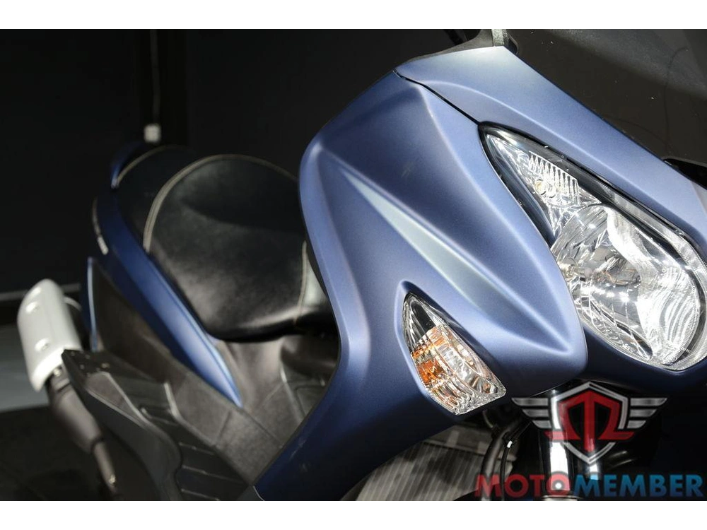 2022 Suzuki Burgman 200 alt