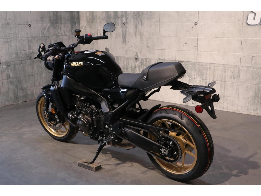 2026 Yamaha Xsr900 alt