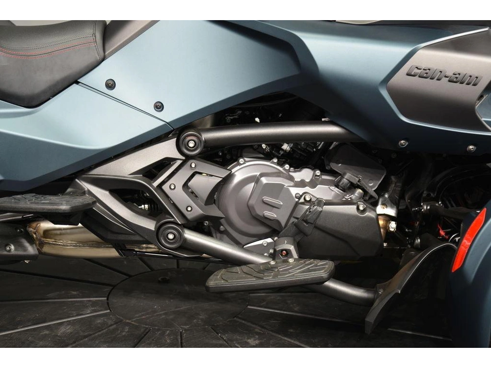 2026 Can-am Spyder Rt Limited Dark alt