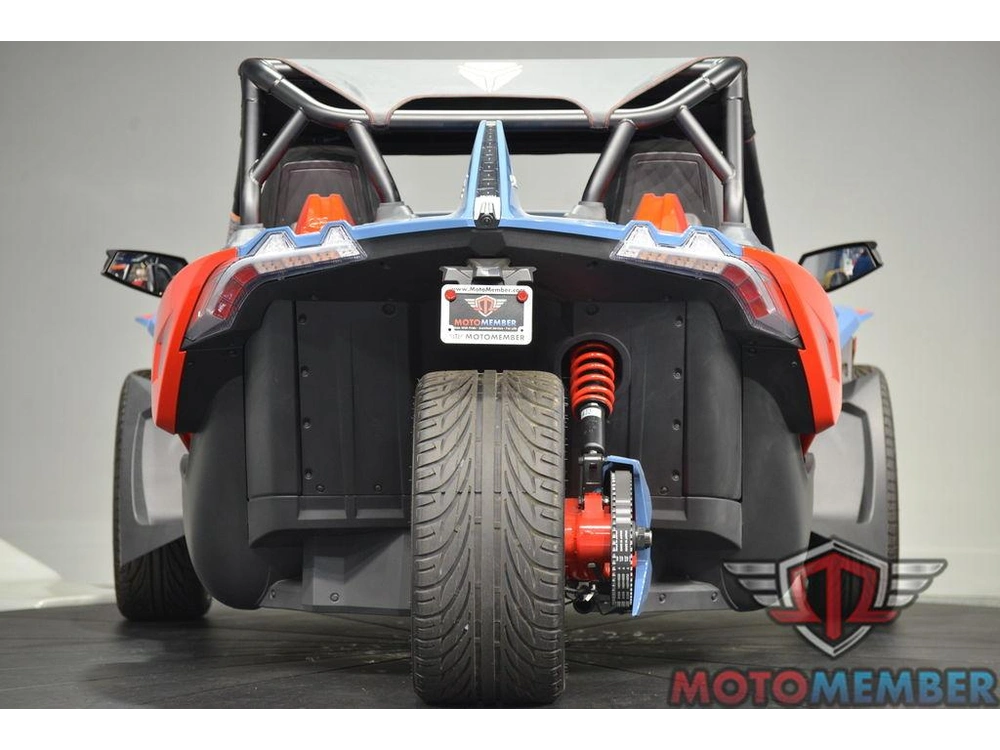 2025 Slingshot Slingshot® R Royal Red Blue alt