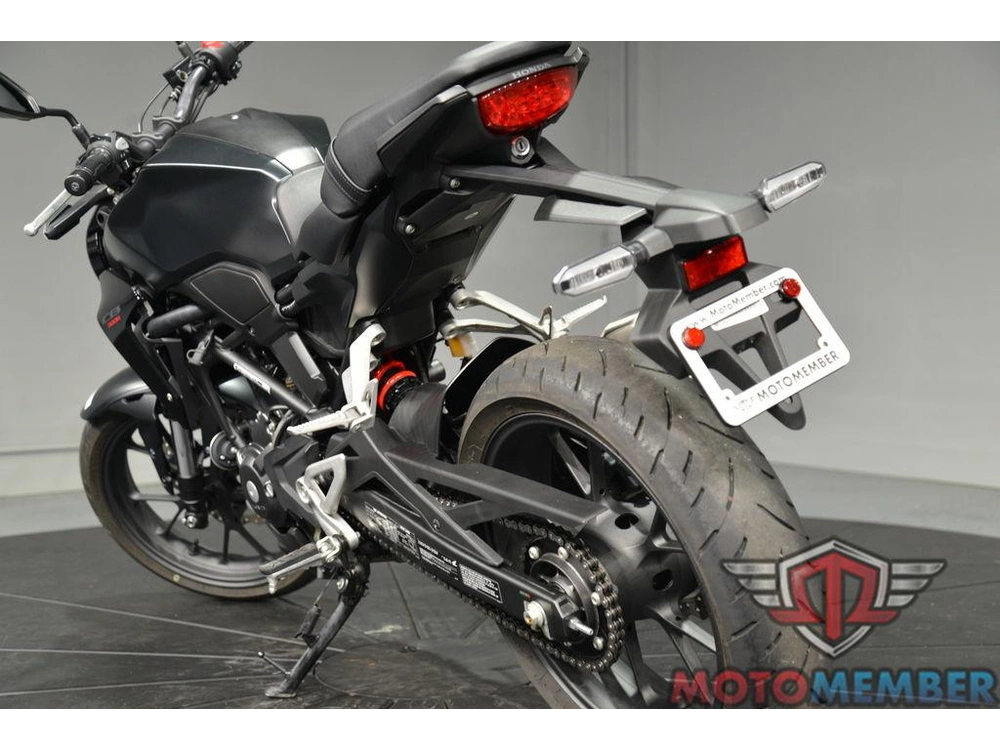 2025 Honda Cb300r alt