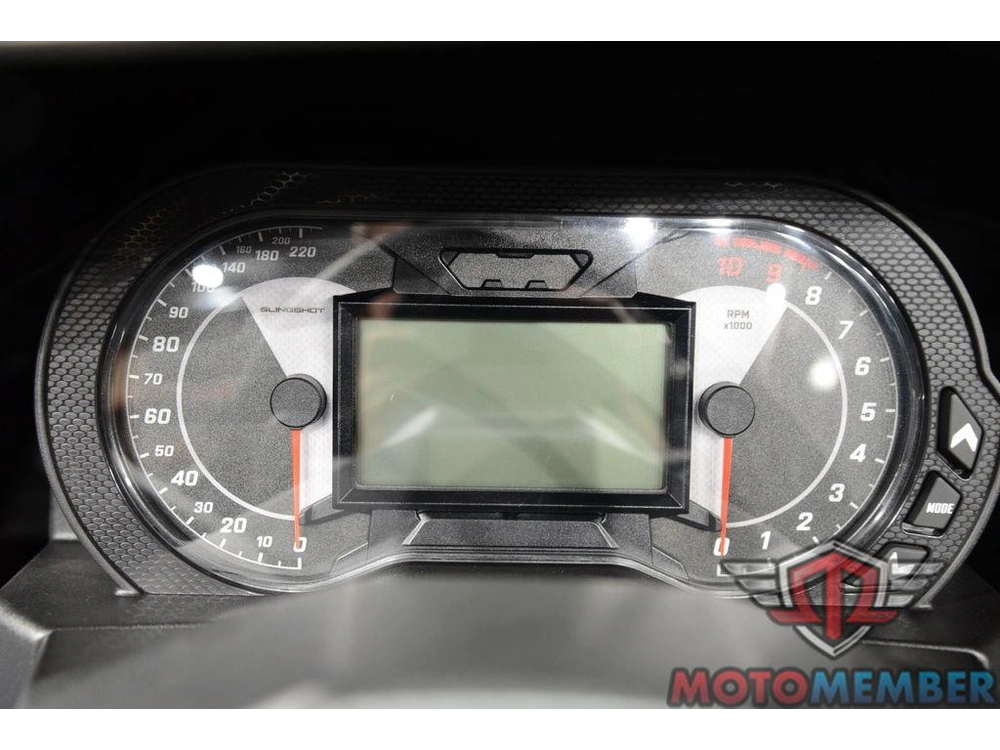 2025 Slingshot Slingshot® R Autodrive Nightfall alt