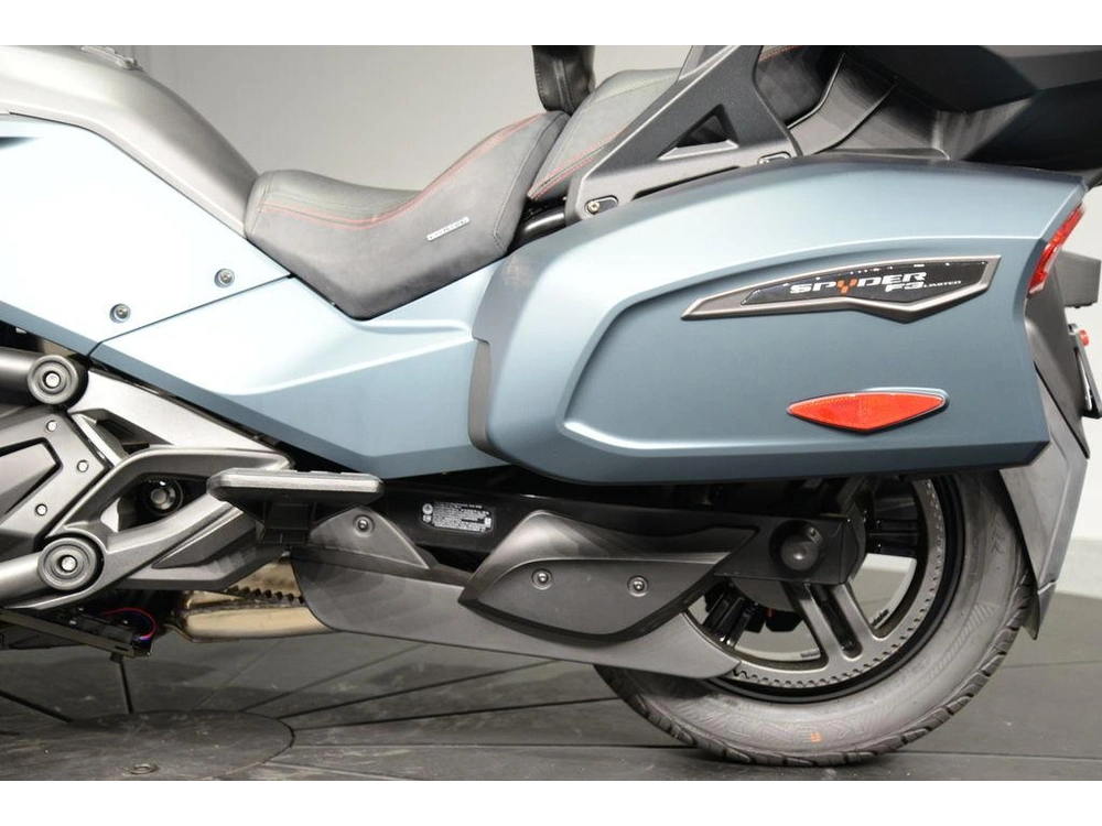 2026 Can-am Spyder Rt Limited Dark alt