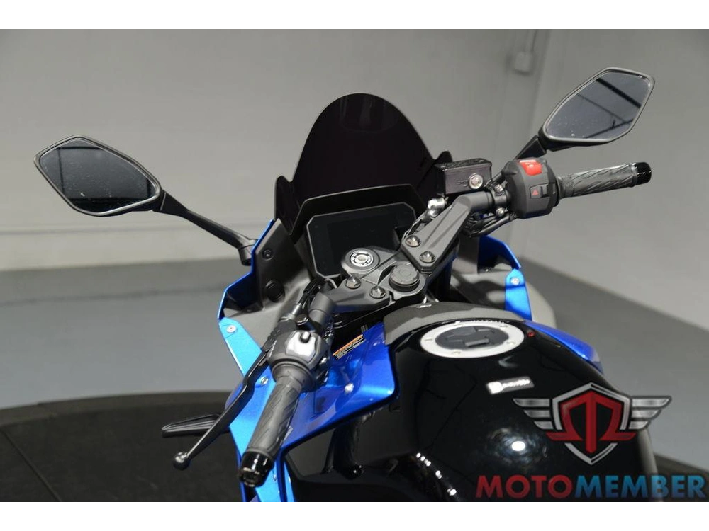 2024 Suzuki Gsx-8r alt