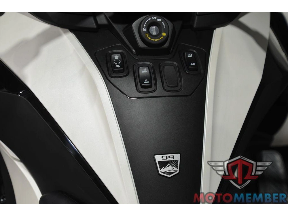 2026 Can-am Spyder Rt Sea-to-sky alt