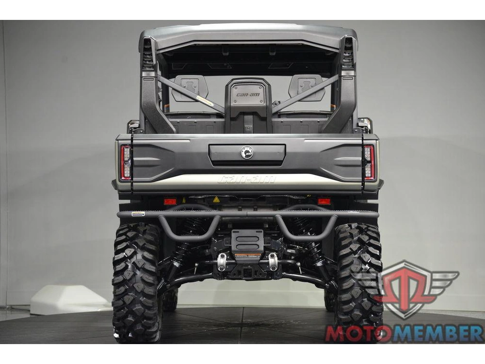 2026 Can-am Defender Max X Mr Hd11 With Half-doors alt