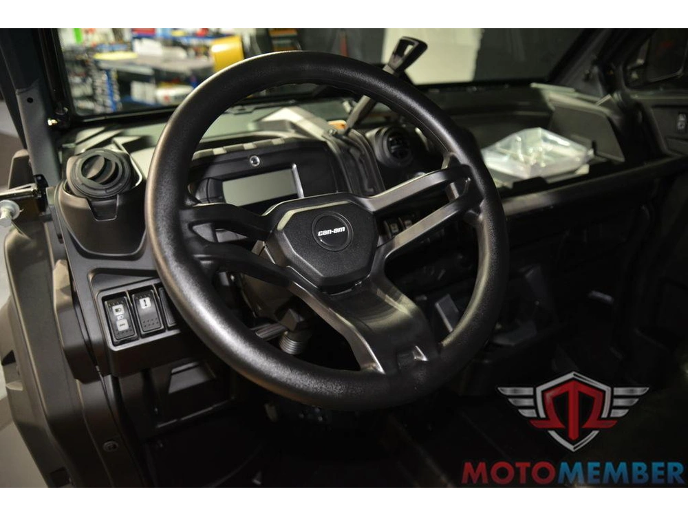 2025 Can-am Defender Dps Cab Hd9 Compass Green alt