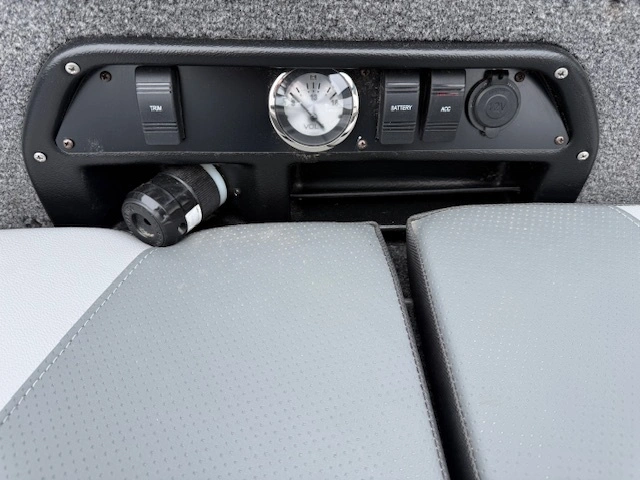 2025 Mirrocraft Holiday 1768 alt