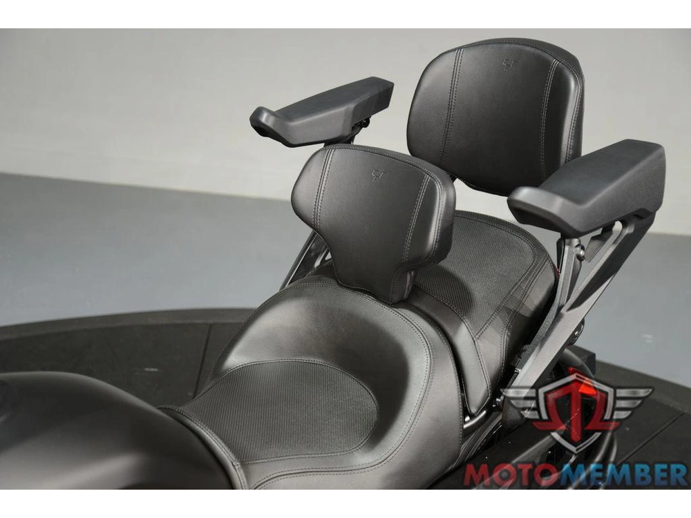 2026 Can-am Spyder F3-s alt