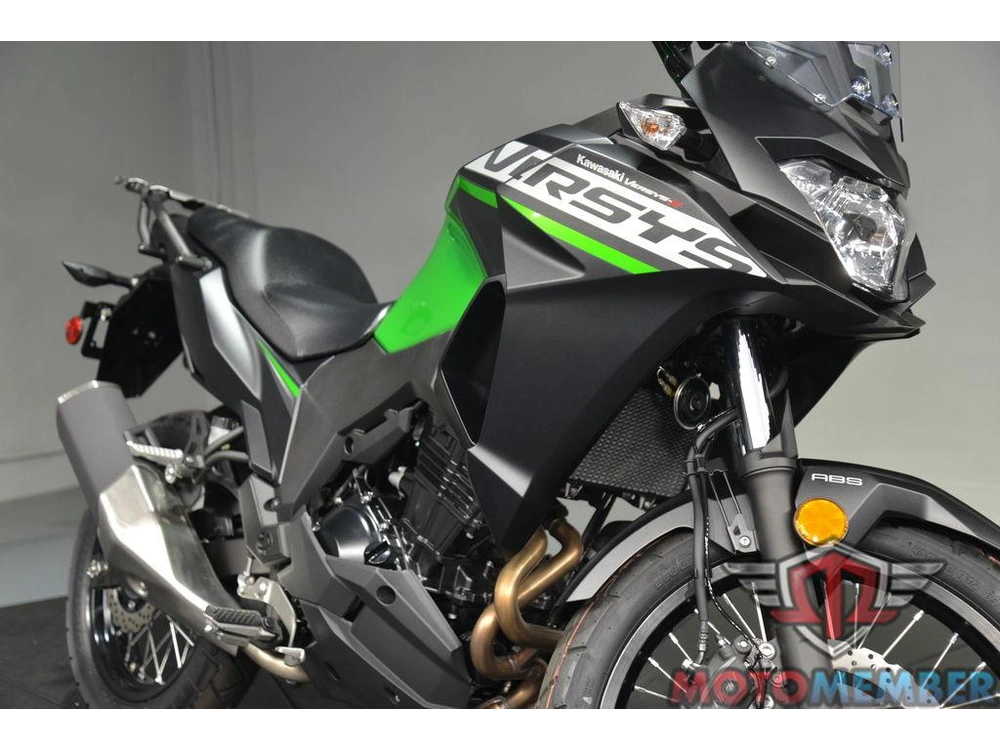 2025 Kawasaki Versys®-x 300 Abs alt