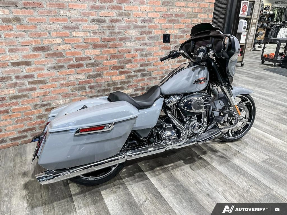 2026 Harley-davidson Street Glide alt