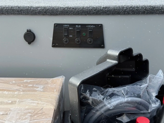 2026 Mirrocraft Troller F140t alt