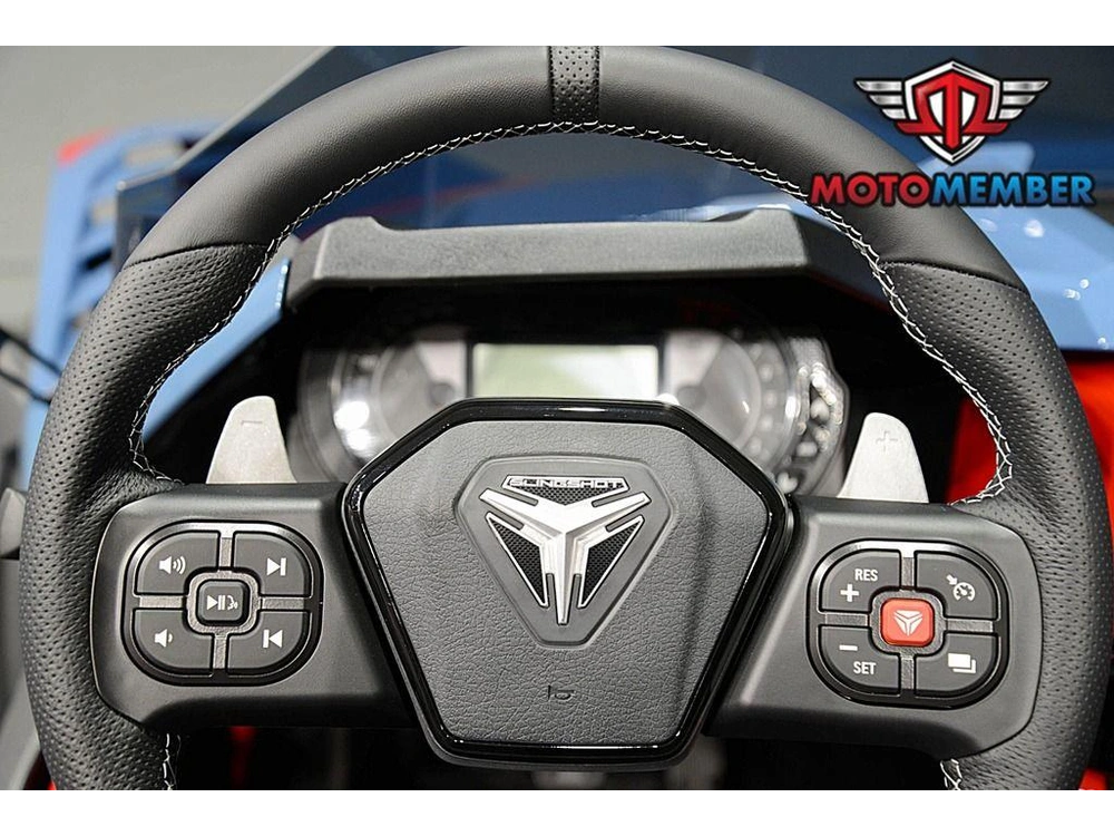 2025 Slingshot Slingshot® R Autodrive Royal Red Crystal alt
