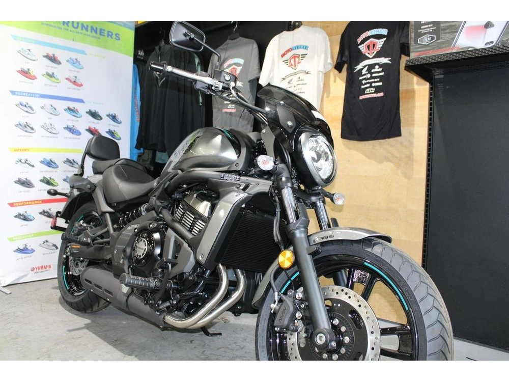 2025 Kawasaki Vulcan® S Cafe Abs alt