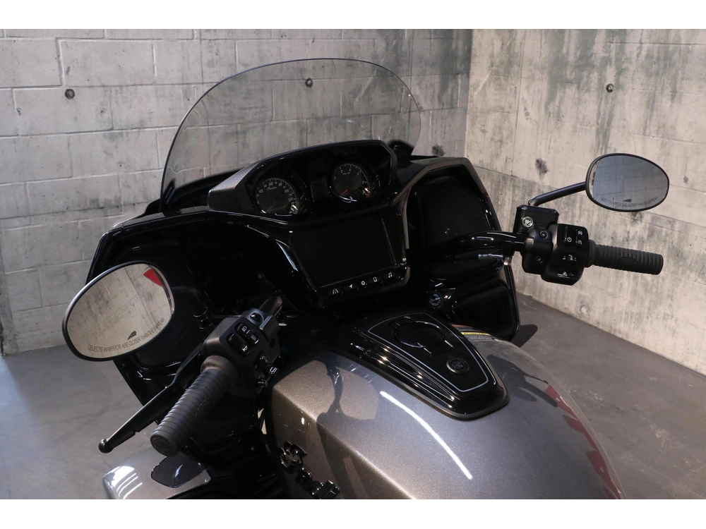 2026 Indian Motorcycle Indian Pursuit Dark Horse 112 & Powerband Audio alt