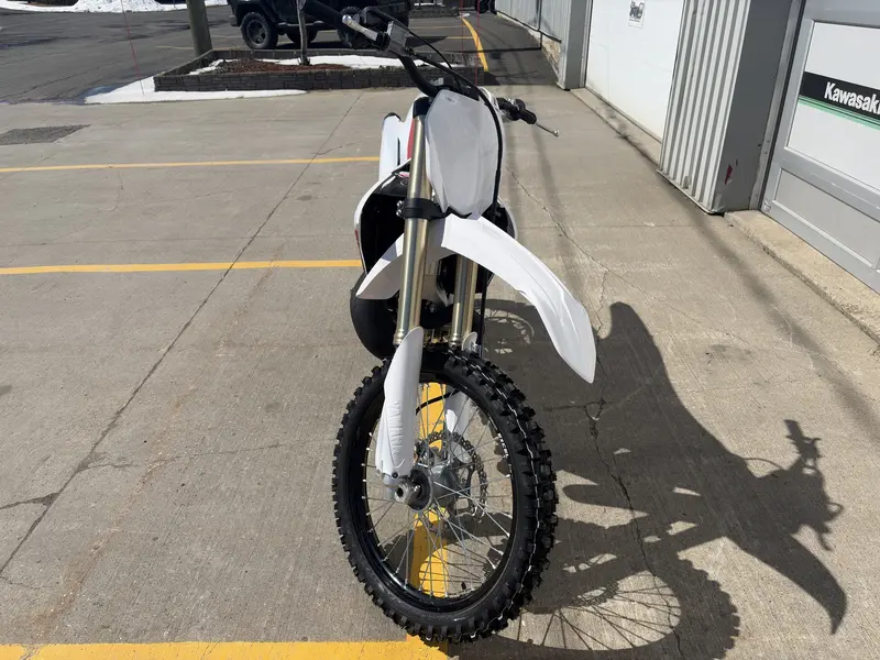 2026 Yamaha YZ250 thumbnail 5