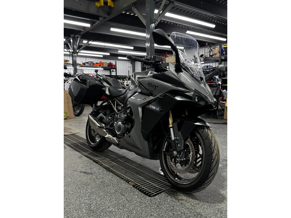 2025 Suzuki Gsx-s1000g alt