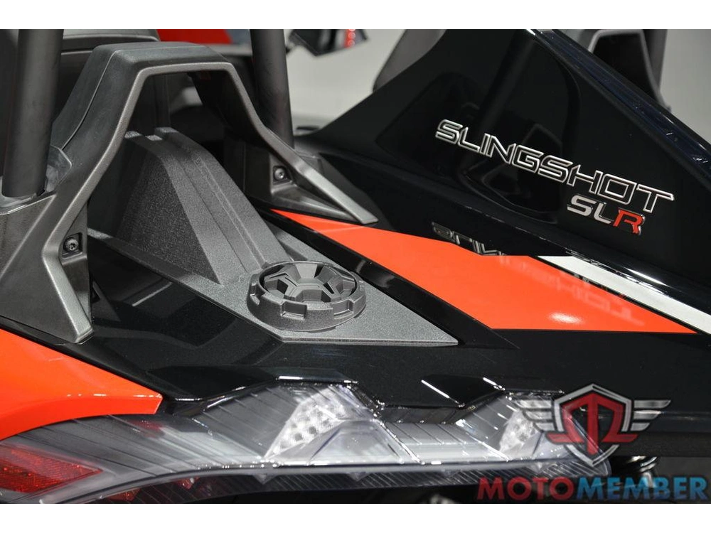 2024 Slingshot Slingshot® Slr Slingshot Red Pearl alt