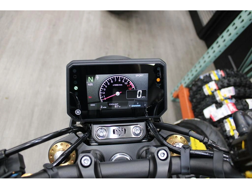 2025 Yamaha Xsr900 alt