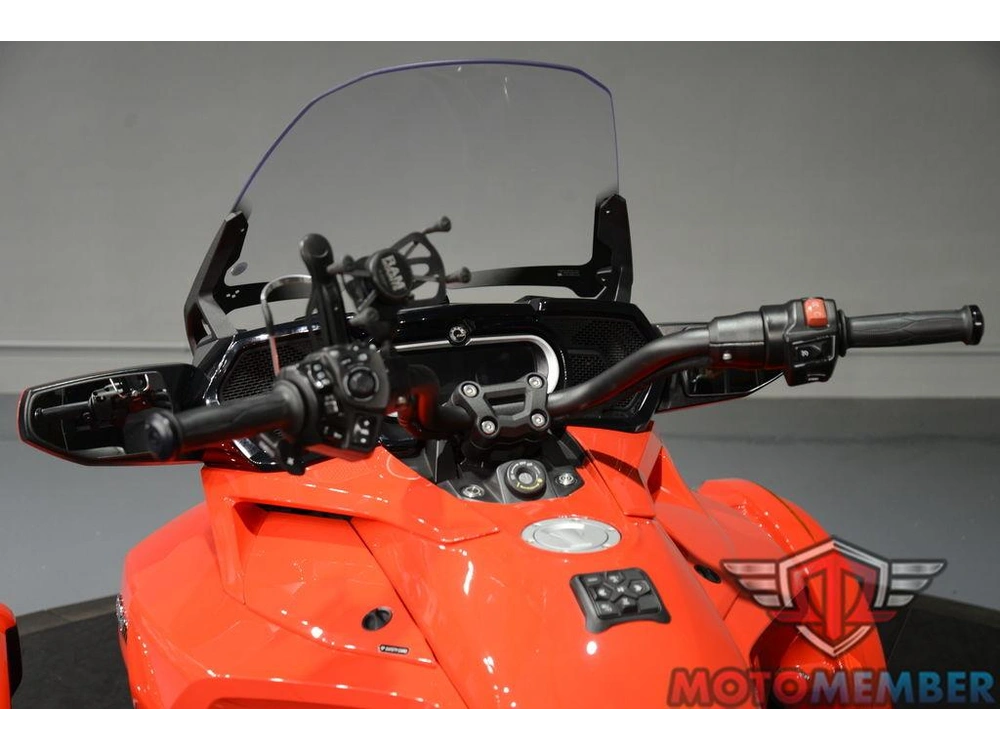 2022 Can-am Spyder F3 Limited Chrome Wheels alt