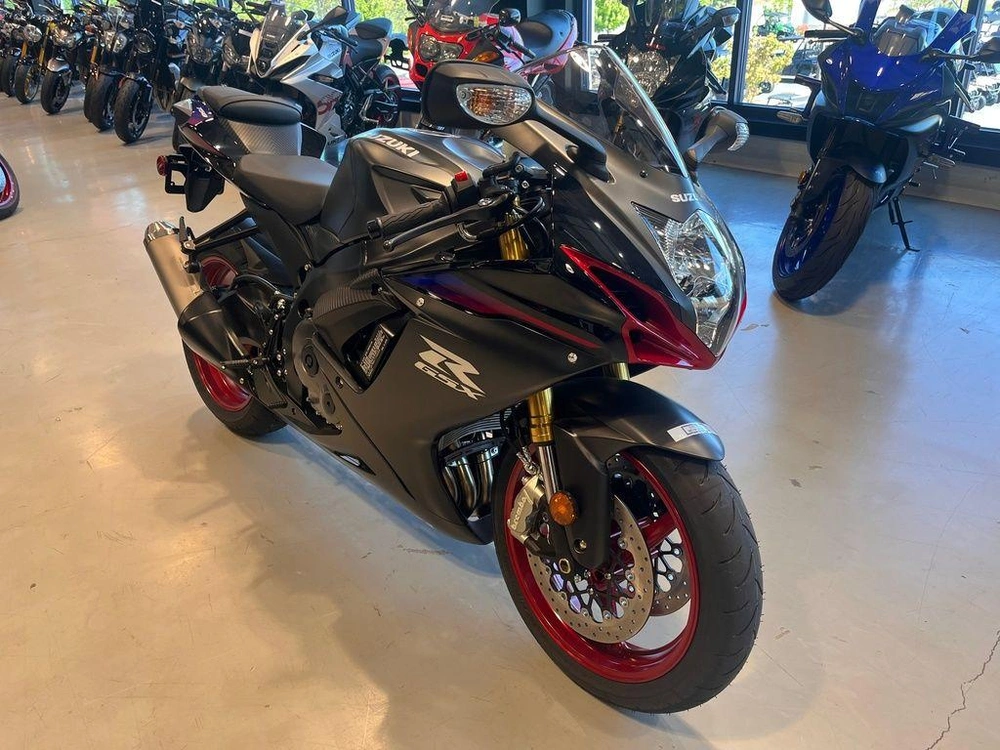 2026 Suzuki Gsx-r750 alt