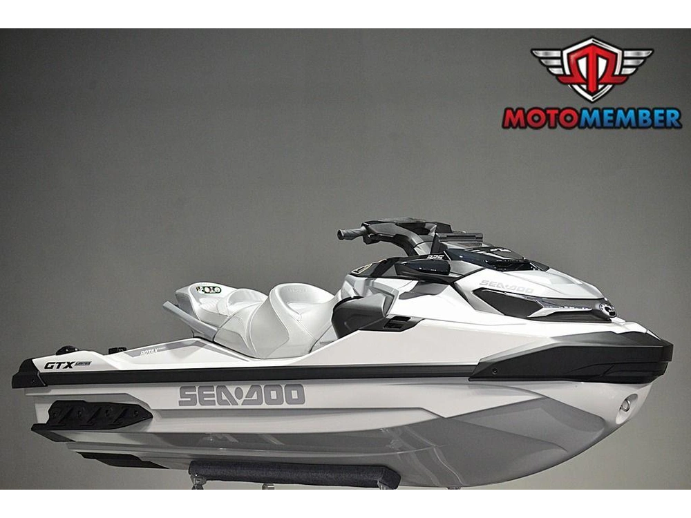 2026 Sea-doo Gtx™ Limited 325 White Pearl Premium alt