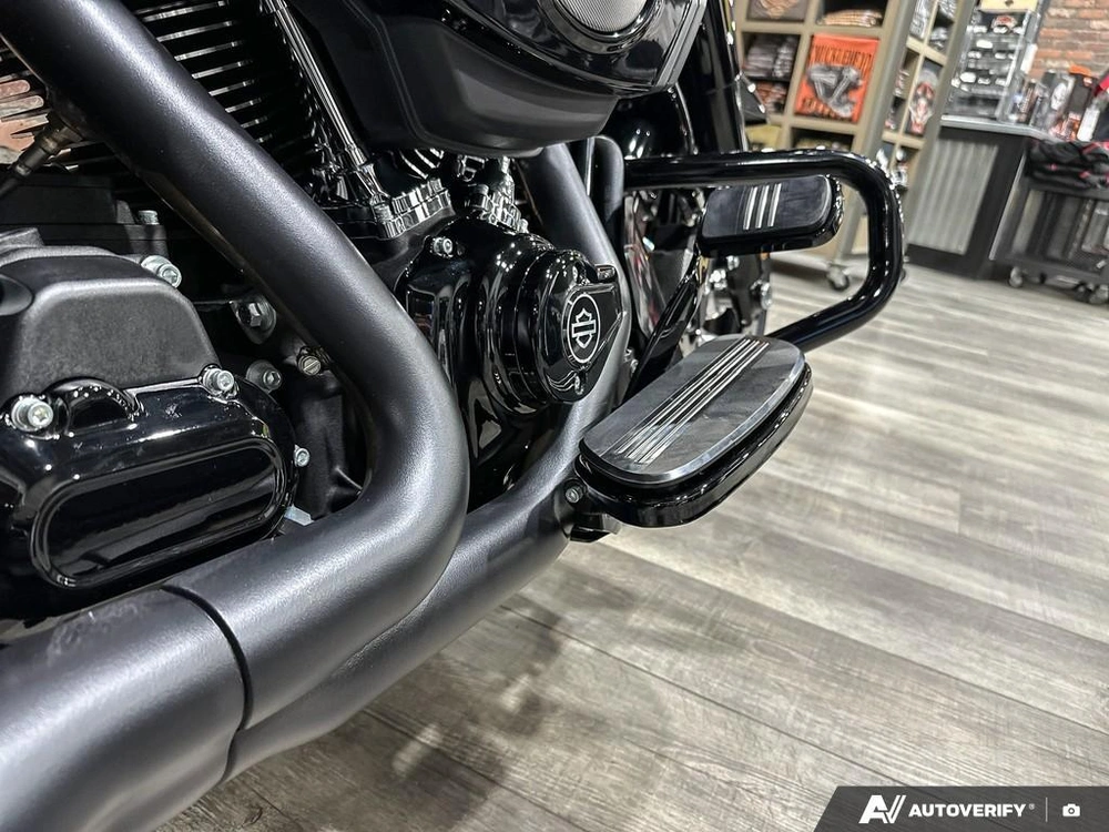 2026 Harley-davidson Road Glide alt