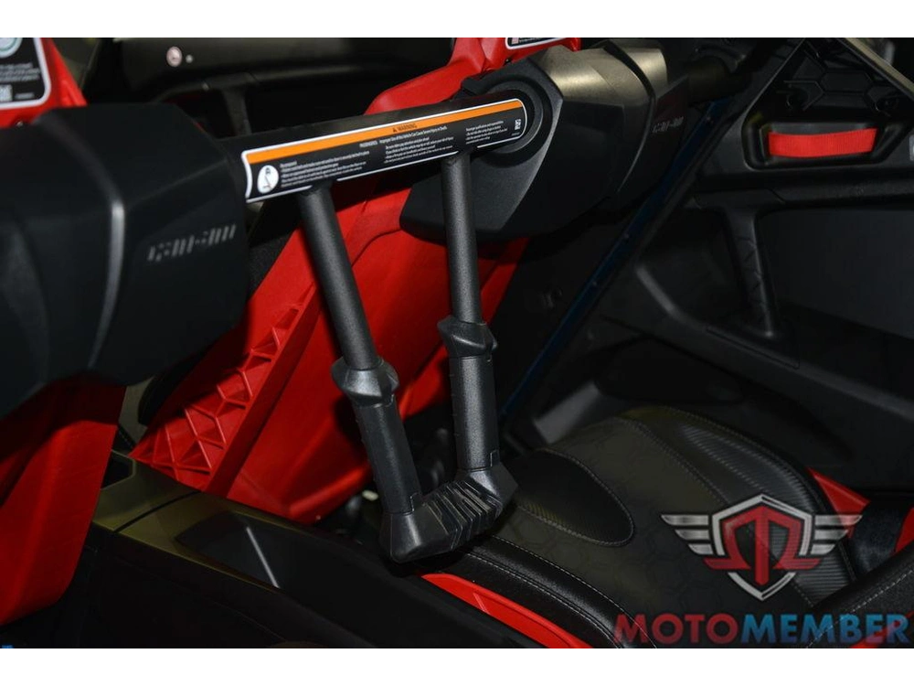 2025 Can-am Maverick R Max X Rs With Smart-shox Dusty Navy & Legion Red alt