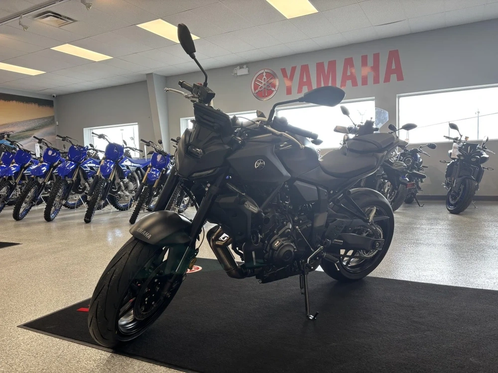 2025 Yamaha 2025 Yamaha Mt-07 . Choose Either $750 Cash Rebate Or Financing Starting At 1.99% ! Price Plus Tax And Licensing alt