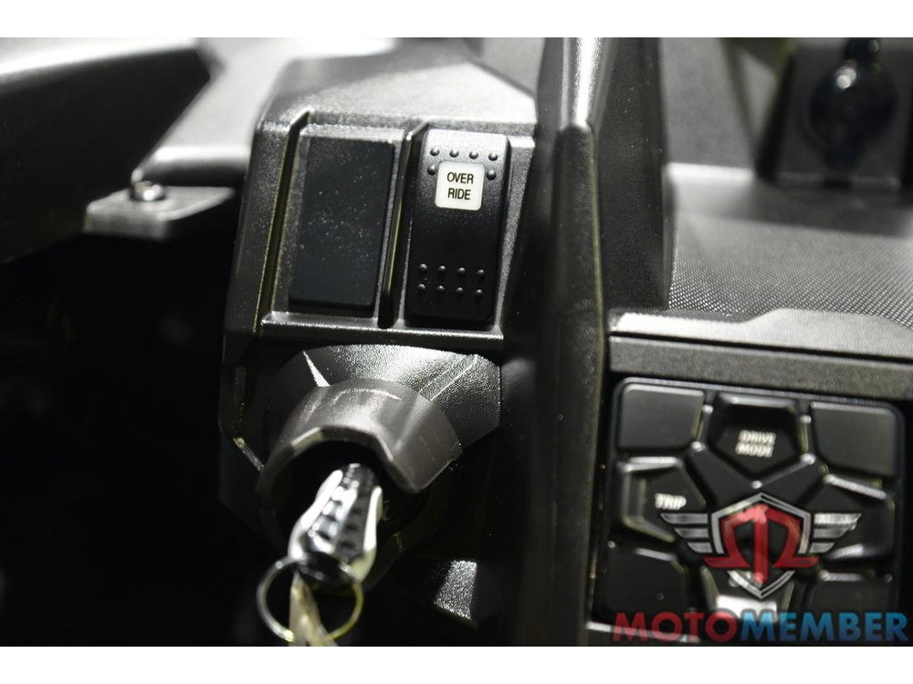 2026 Can-am Maverick X3 Max Rs Turbo Rr Scandi Blue & Orange Crush alt