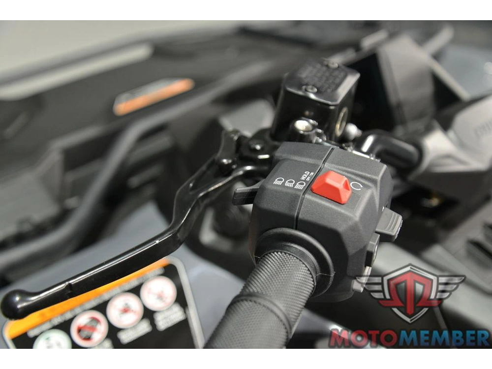 2026 Can-am Outlander Electric alt