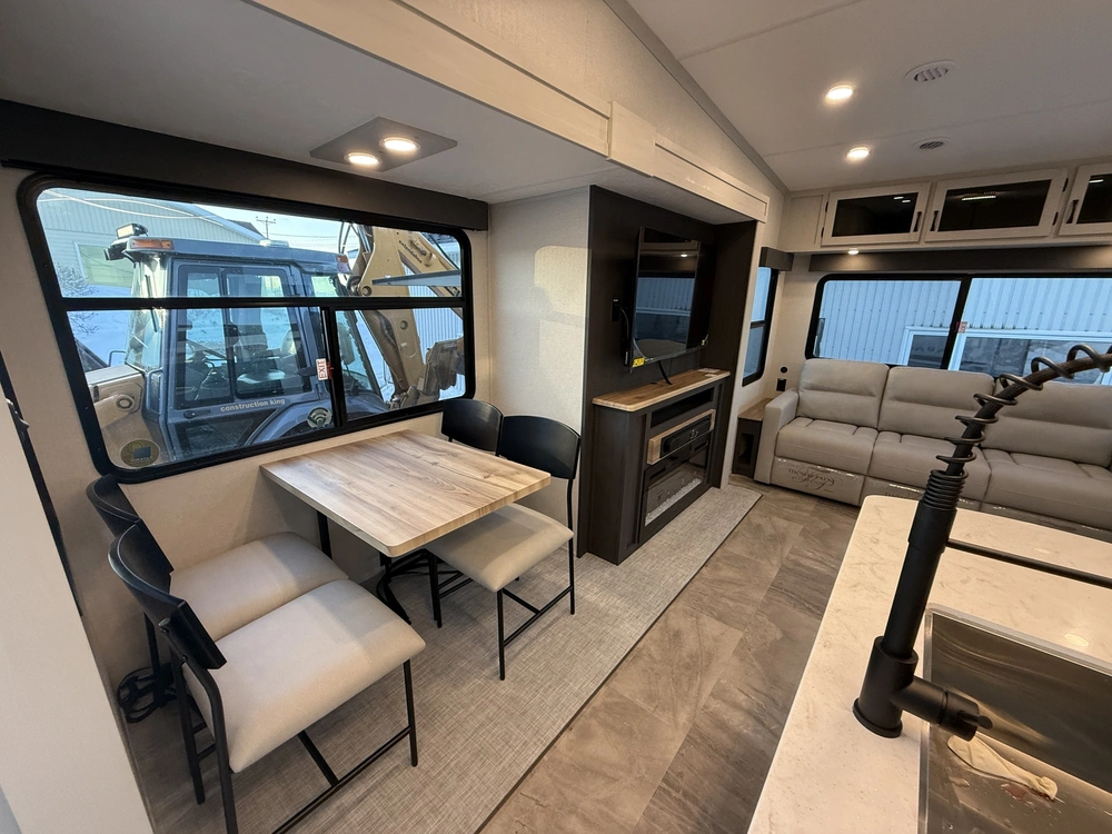 Chaparral 298rls 2026 alt