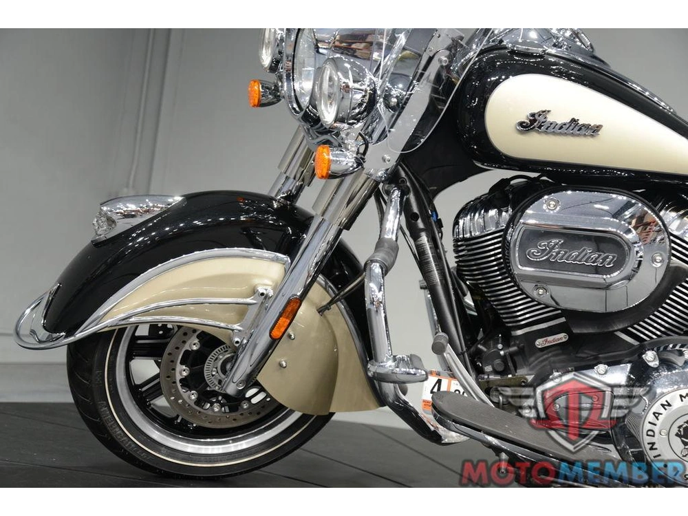 2022 Indian Motorcycle Springfield® Black Metallic/dirt Track Tan alt