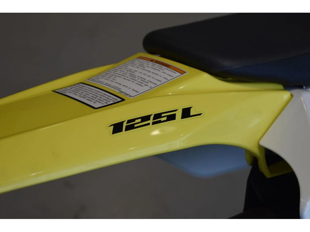 2025 Suzuki Dr-z125l alt