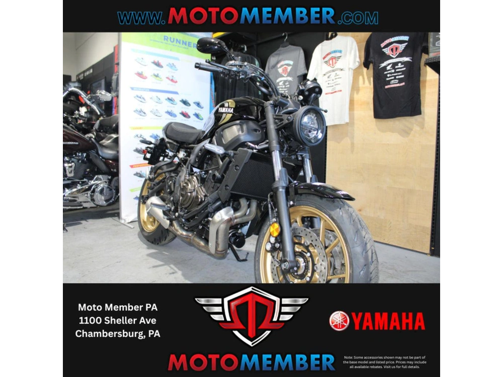 2025 Yamaha Xsr700 alt