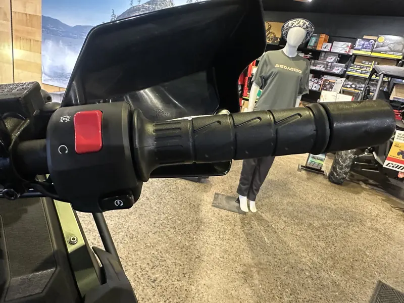 2026 Kawasaki KLR 650 Adventure thumbnail 15