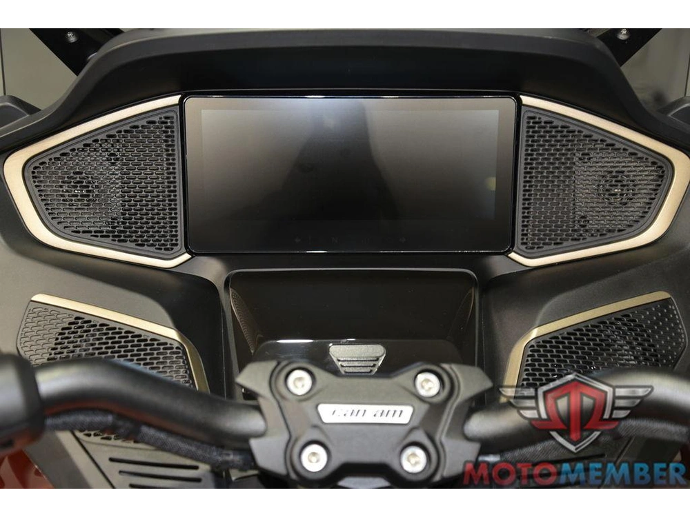 2026 Can-am Spyder Rt Sea-to-sky alt