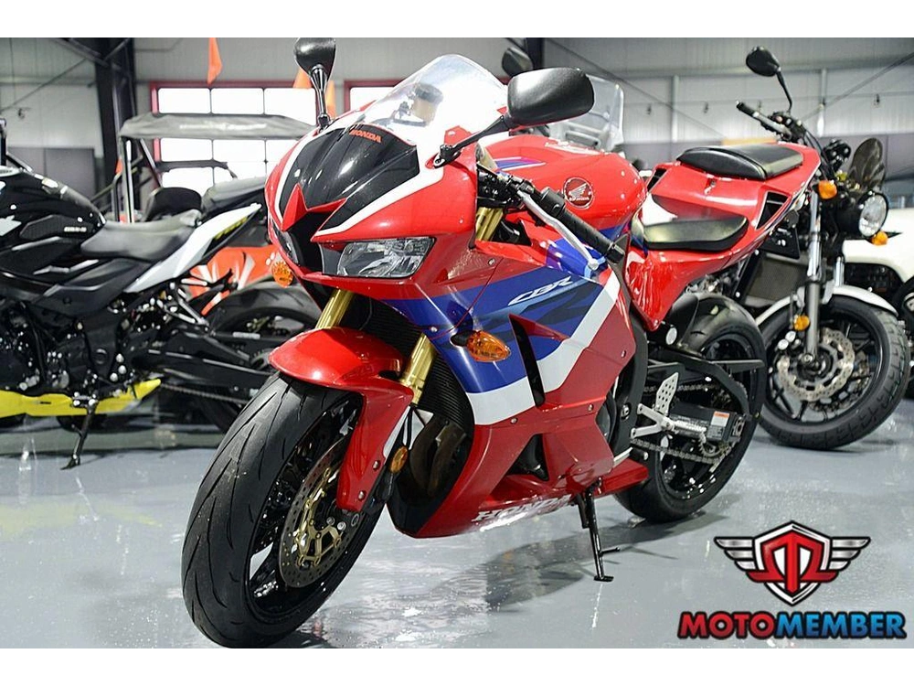2024 Honda Cbr600rr alt